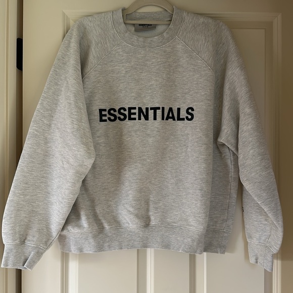 Fear of God Essentials Heather Oatmeal Crewneck - Picture 2 of 10